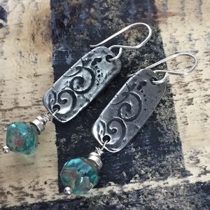 Silver floral green glass dangle earrings